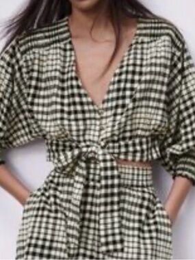 Zara Black & Cream Checked Tie-Front Crop Top V-neck - XS
